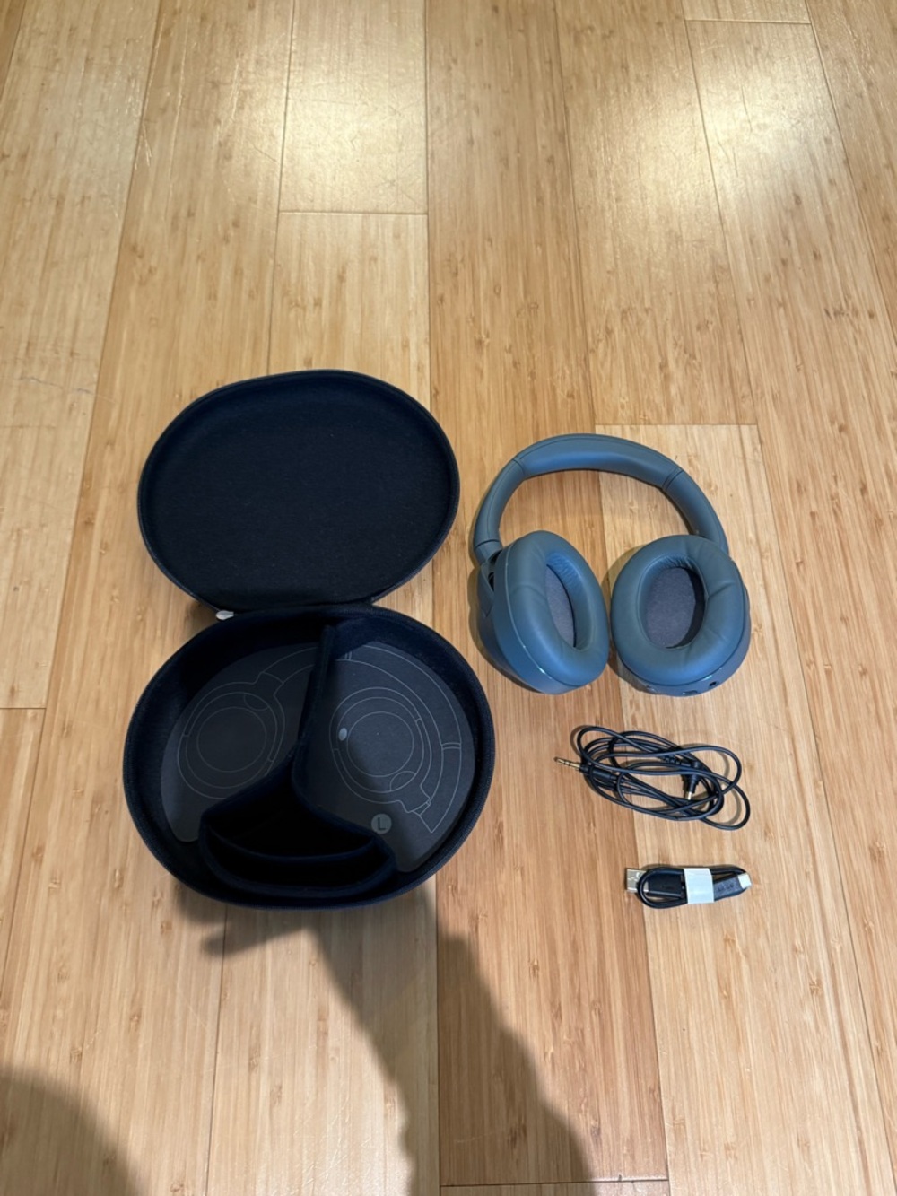 Sony ULT Grey Wireless Headphones *Never Worn Case Included*